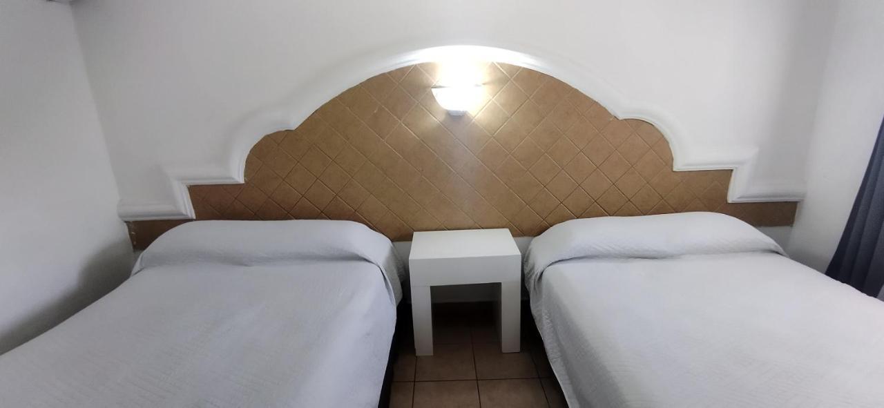 Hotel Casa Blanca Heroica Caborca Εξωτερικό φωτογραφία